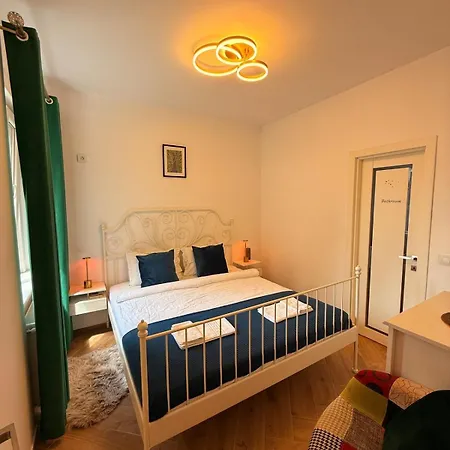 Quiet Oldtown Playstation & Appartement Boekarest