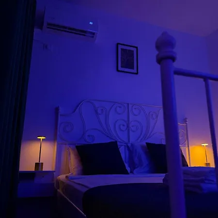 Quiet Oldtown Playstation & Appartement *