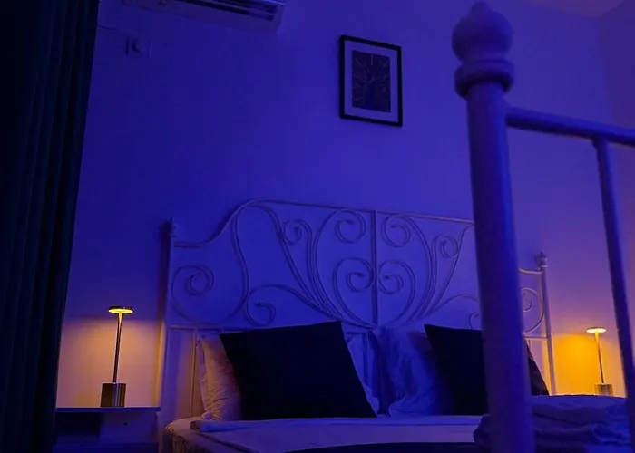 Quiet Oldtown Playstation & Appartement *