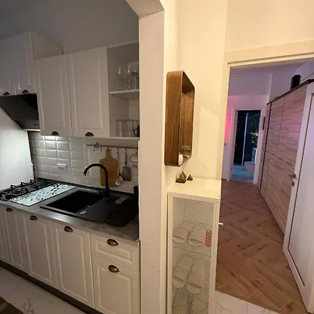 Quiet Oldtown Playstation & בוקרשט