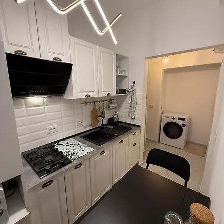 Quiet Oldtown Playstation & * בוקרשט